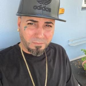 Meet your Posher, Elvin